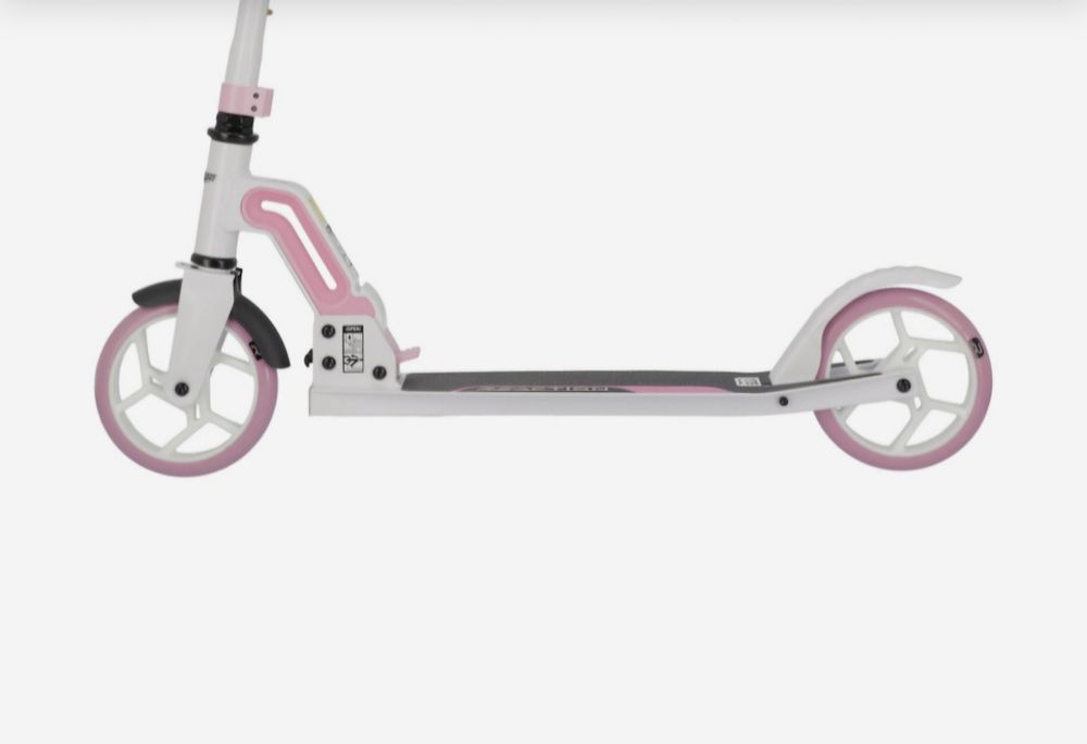 Продам самокат для девочки