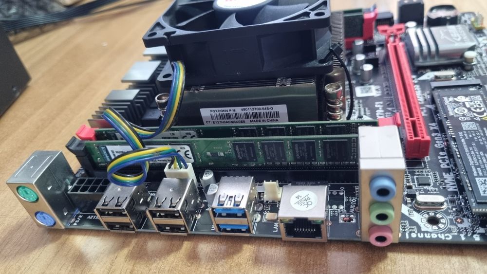 Kit Placa de baza + Procesor Xeon e5 2630 + 16GB RAM + SSD NVME 256GB