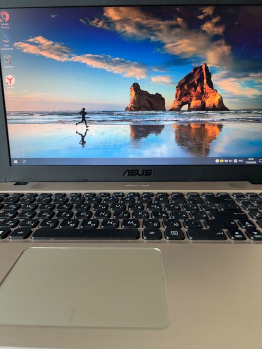 Ноутбук Asus продается