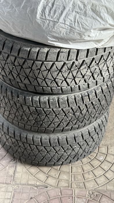 265/60/18 Bridgestone