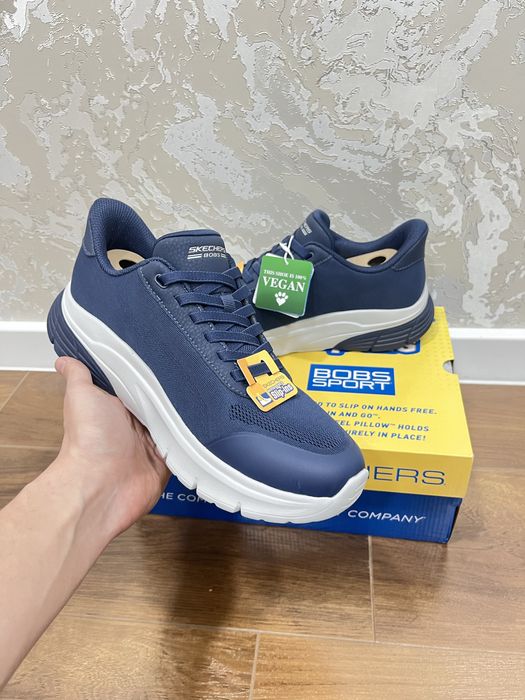 Кроссовки от бренда Skechers