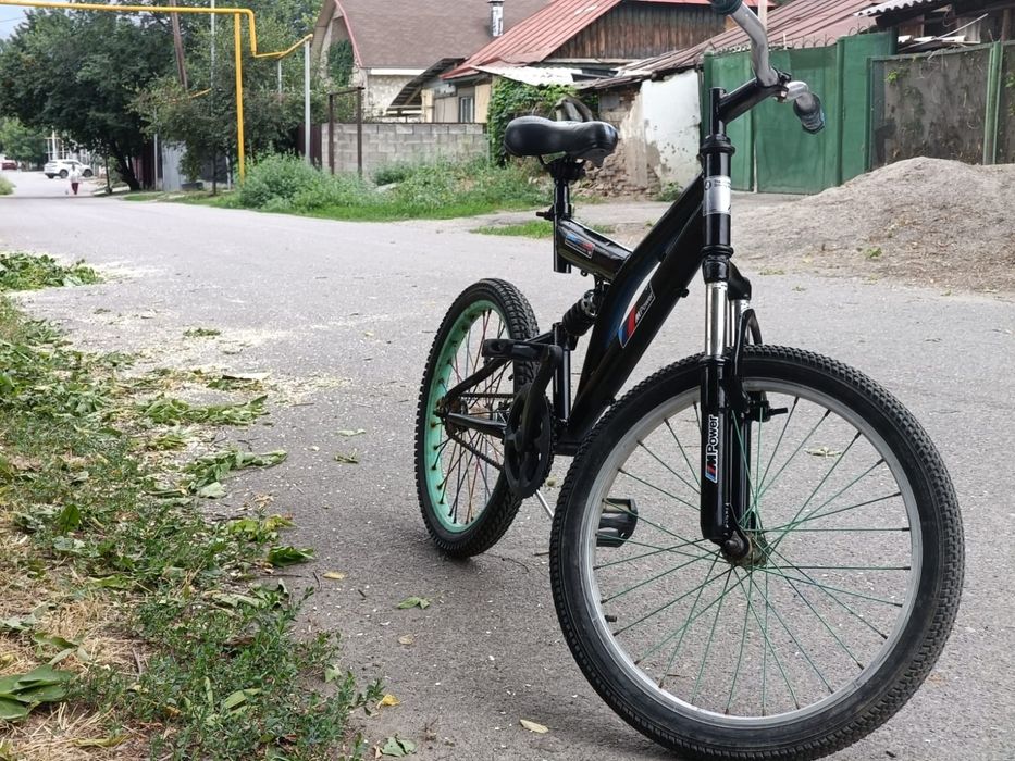 велосипед чёрный