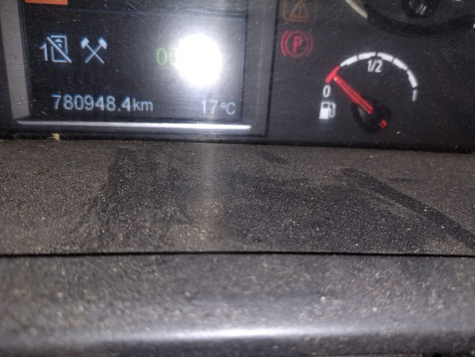 Camion SCANIA scarabil