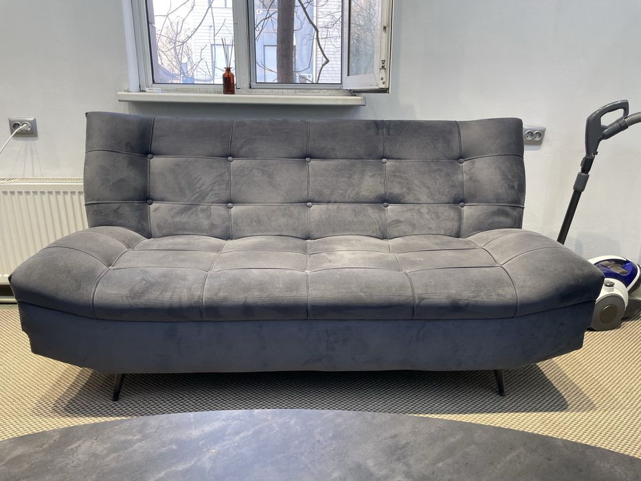 Срочна продам диван офисный мебель