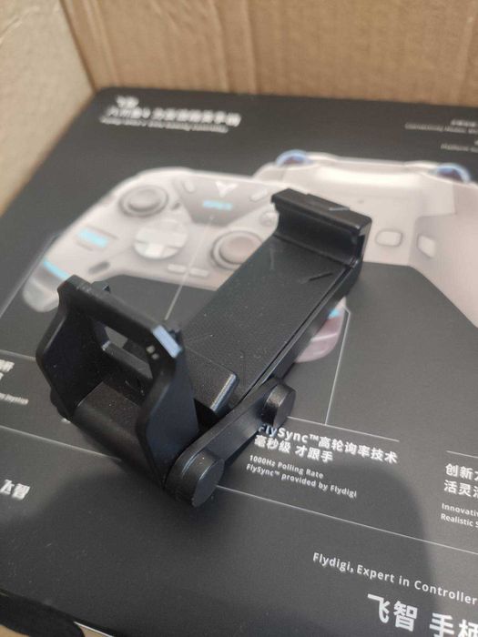 Flydigi apex 4 controller + accesorii
