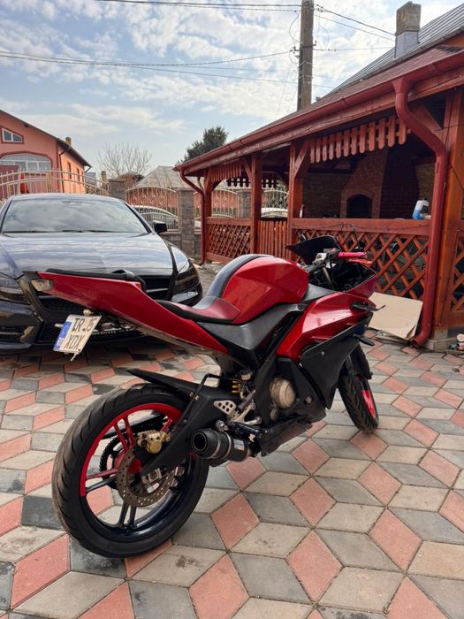 Yamaha Yzf R 125 cc