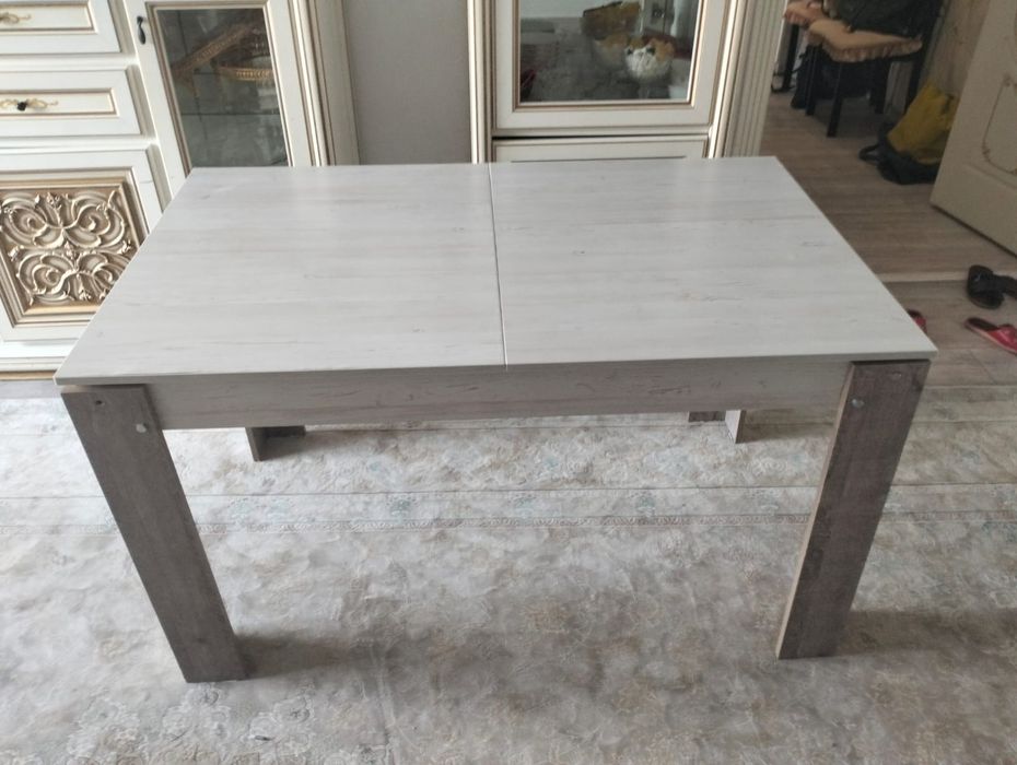 Стол почти Новый