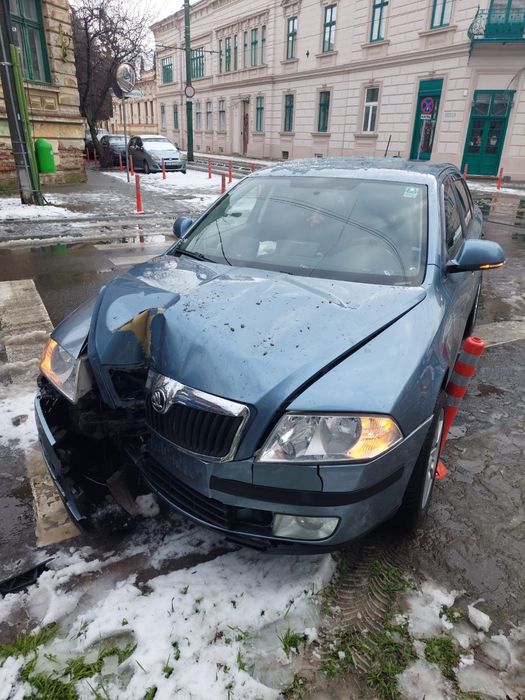 Vand skoda octavia 2 sedan