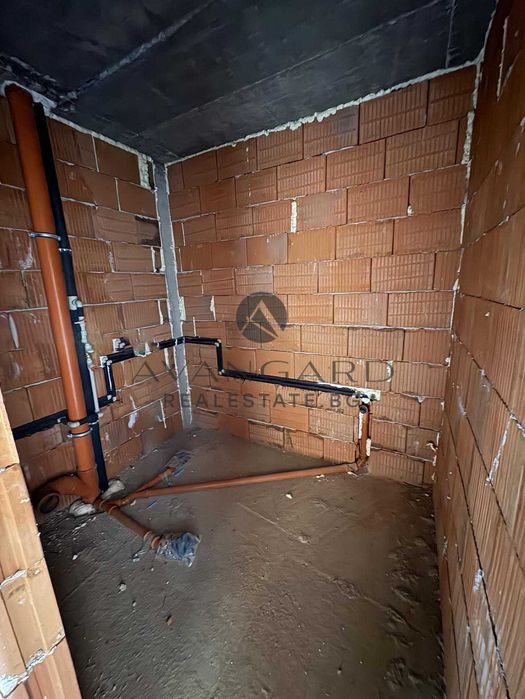 Продава се Двустаен апартамент в Пловдив, Кючук Париж - 74 кв.м за 1310 €/кв.м - Снимка #9