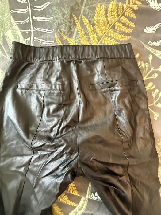 Hugo Boss и Patrizia Pepe пола и клинове