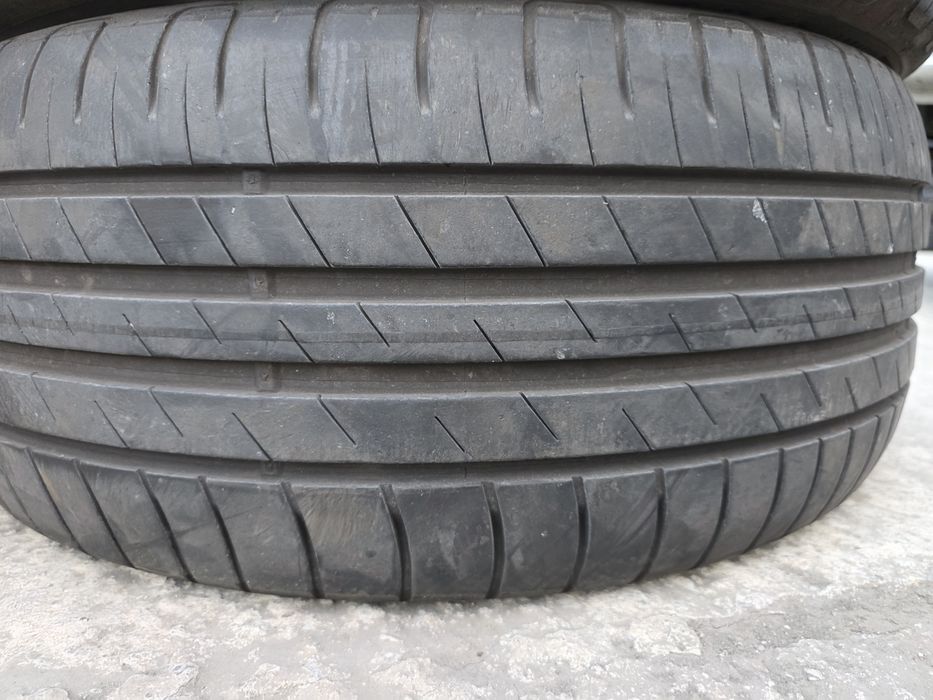 4бр Летни гуми 225 50 17 - Goodyear