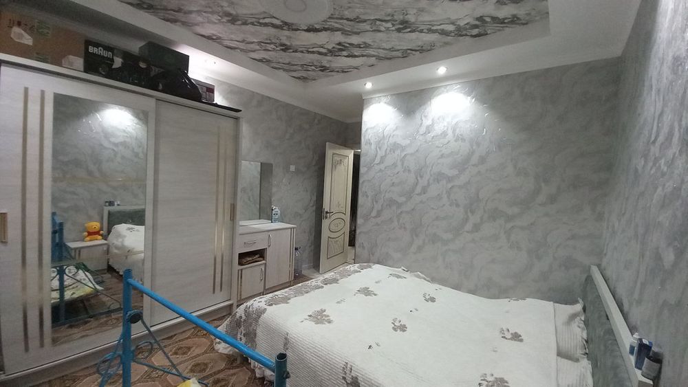 Algaritm Axmad Kafeni orqasida 1-etaj 2-xonali uy sotiladi