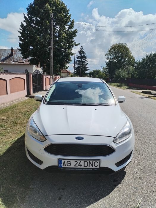 Vand Ford Focus 2016 stare excelenta, km putini