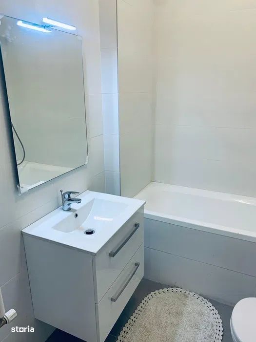 Apartament 3 Camere | Sisesti | centrala proprie | zona linistita