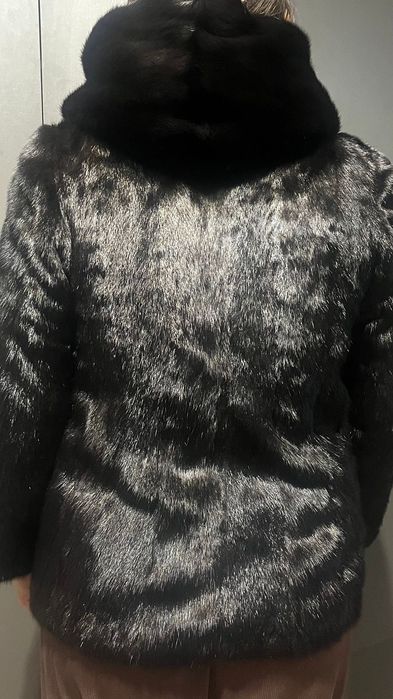 Шуба норка с капюшоном