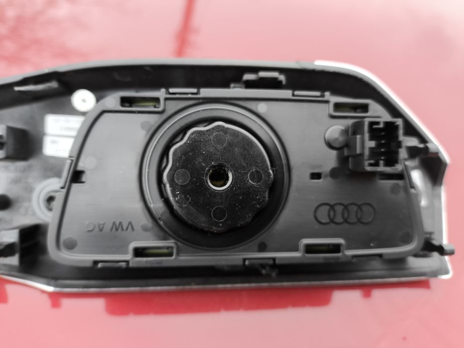 Копче за фарове за Audi A4,A5 8W