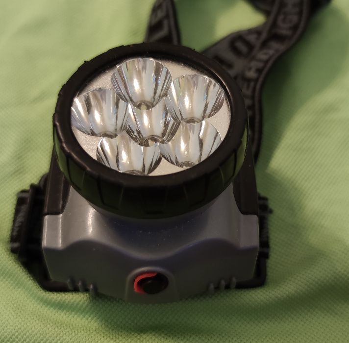 Продавам челник с 6 диода с дефект!