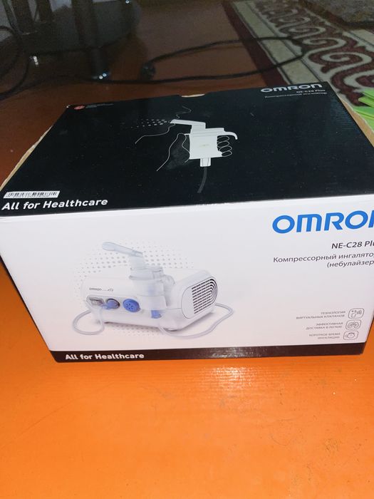 Omron Комрессорлык небулайзер.