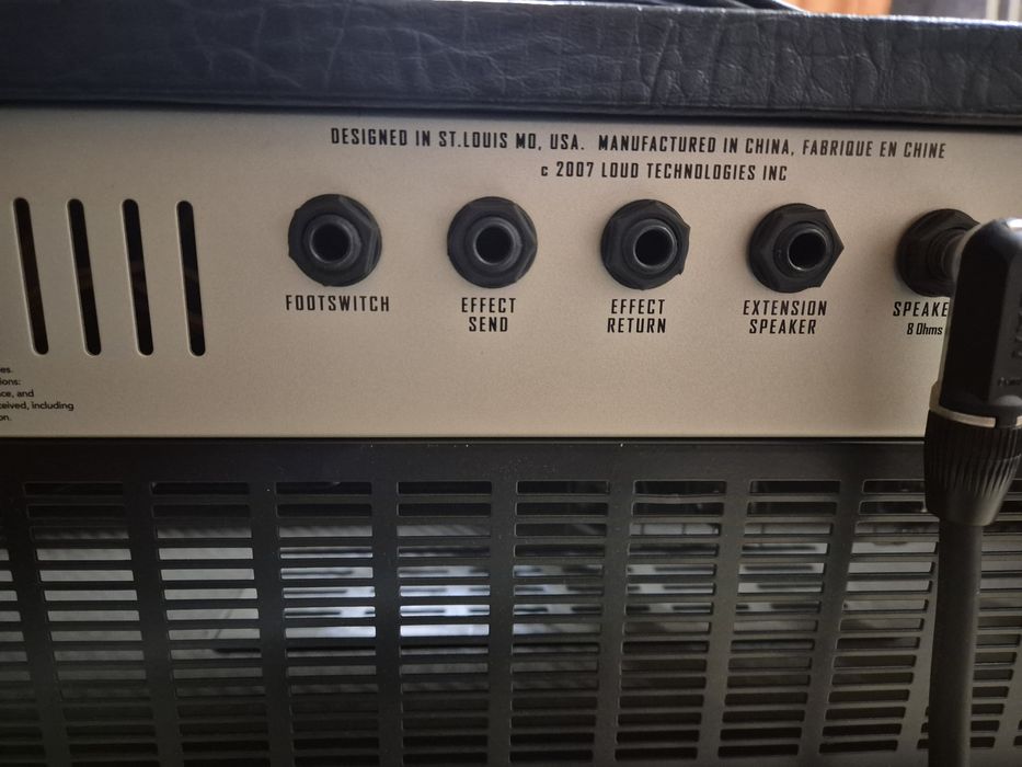 Лампов усилвател за китара + кабинет 2×12