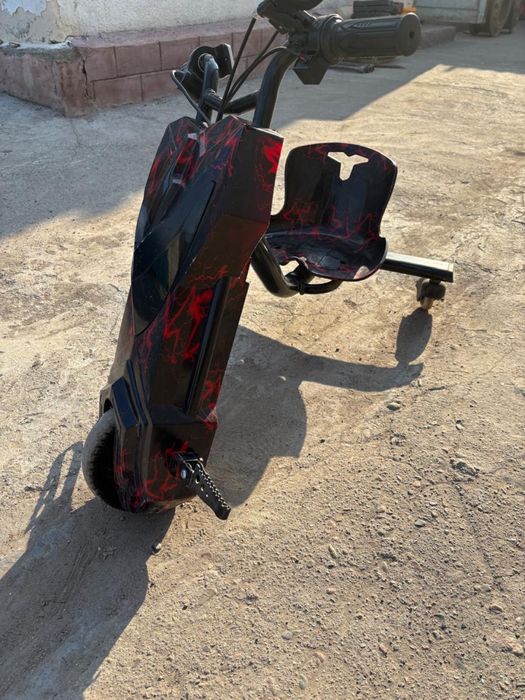 Детский скутер для дрифта