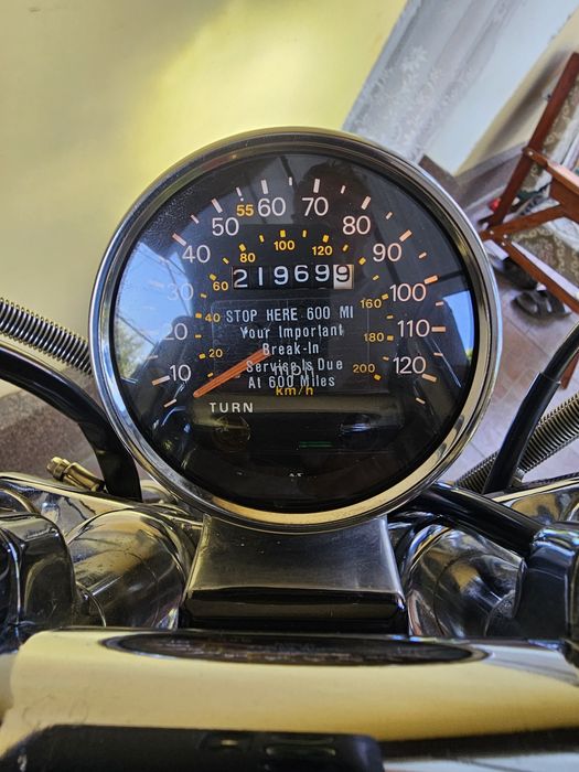 SUZUKI VS 700 INTRUDER  1987/ Stare foarte bună.