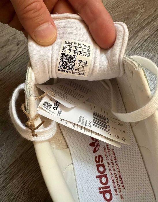 Продам Кроссовки 100% Оригинал Adidas