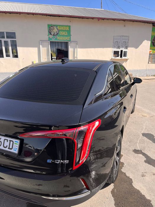 Срочна прадайотся Хон жи  електра мабил