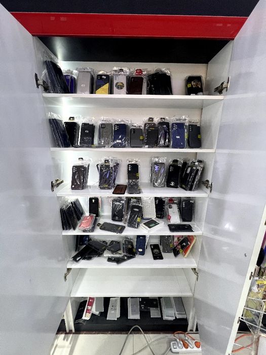 aksessuar mebel sotiladi