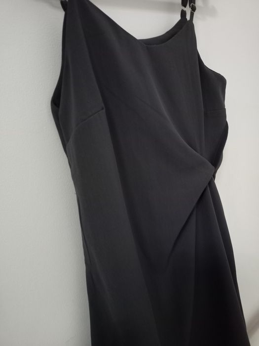 Платье модное,красивое