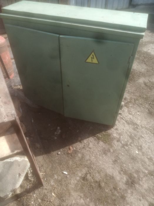 ящик от электро щита б,,у. в хорошем состоянии