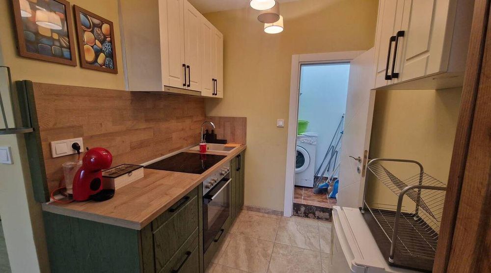 Дава се под наем Двустаен апартамент в Варна, Гръцка махала - 55 кв.м за 450 € - Снимка #1