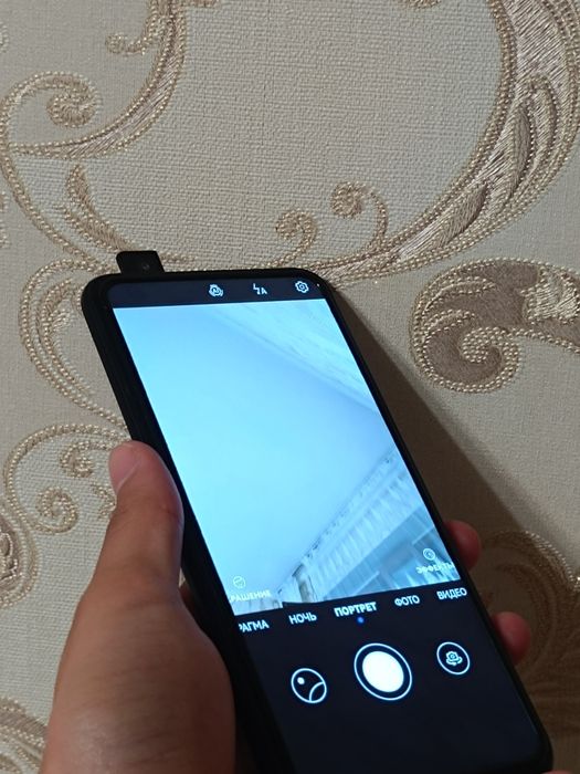Очень срочно редми9 и Huawei очень хорошые телефоны