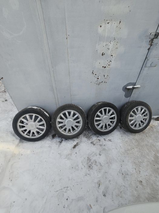 Продам летние шины с дисками