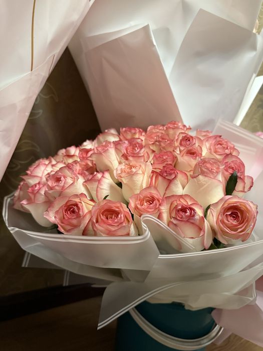 Розы 51шт, в хорошем состояний