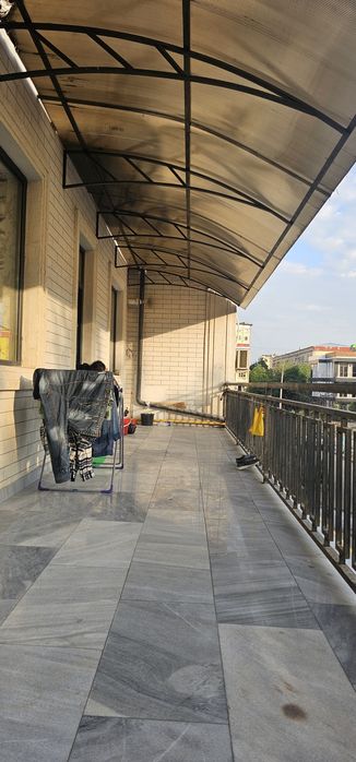 Сергейли бирда квартира сотлади евро ремонт мебели теникаси билан