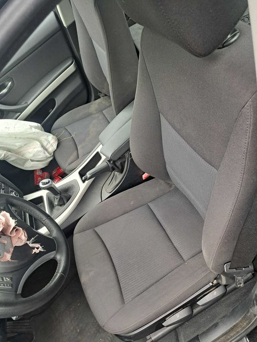 Продавам BMW e91 318i 143hp 2010 facelift на части, n43 мотор 140000км