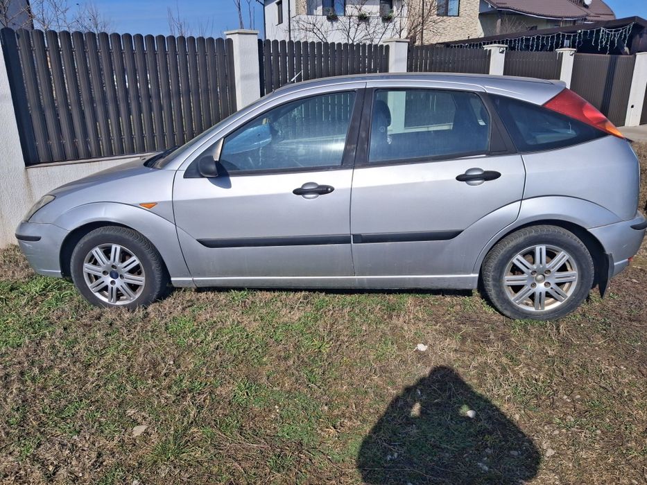 FORD FOCUS 2005 1.6 benzină