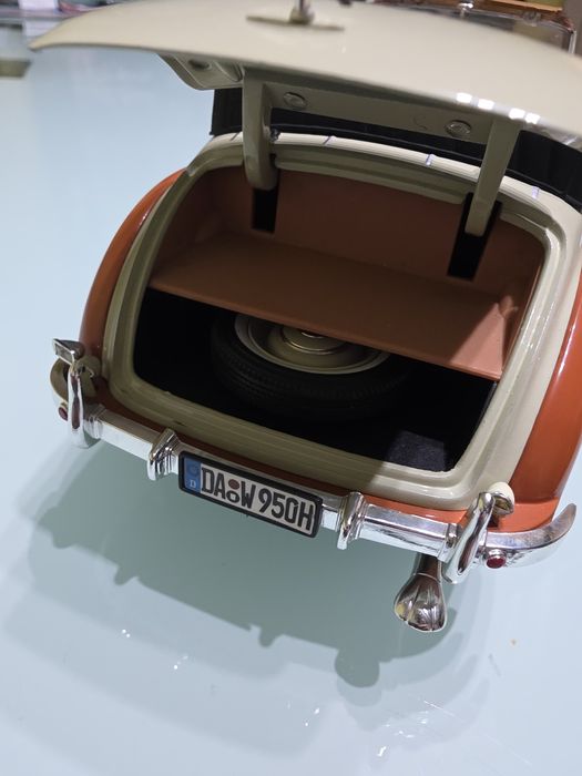 Mercedes 170s (1:18)