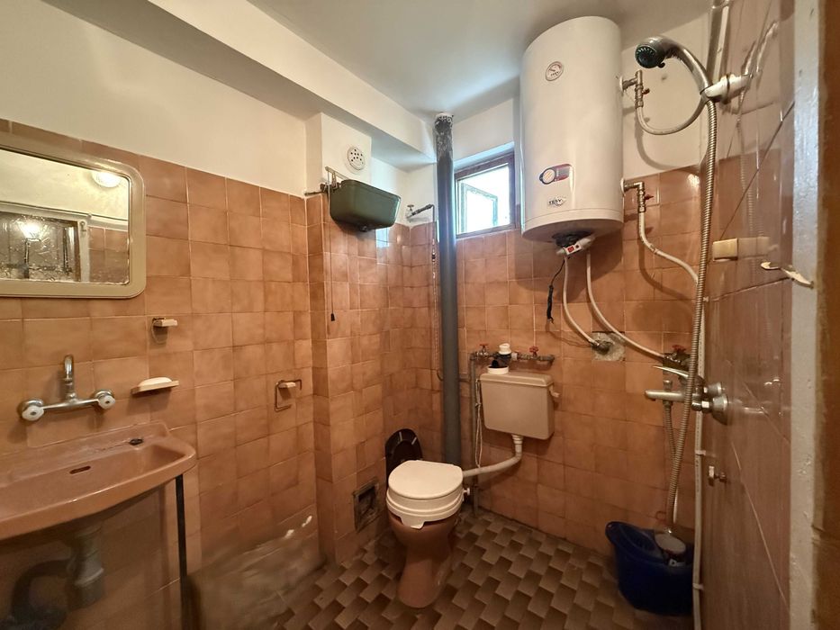 Двуетажна къща с. Райновци, Габрово
