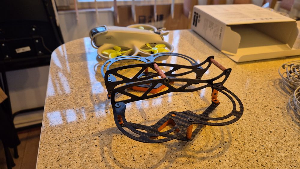 Dji Neo - vand diverse componente si accesorii