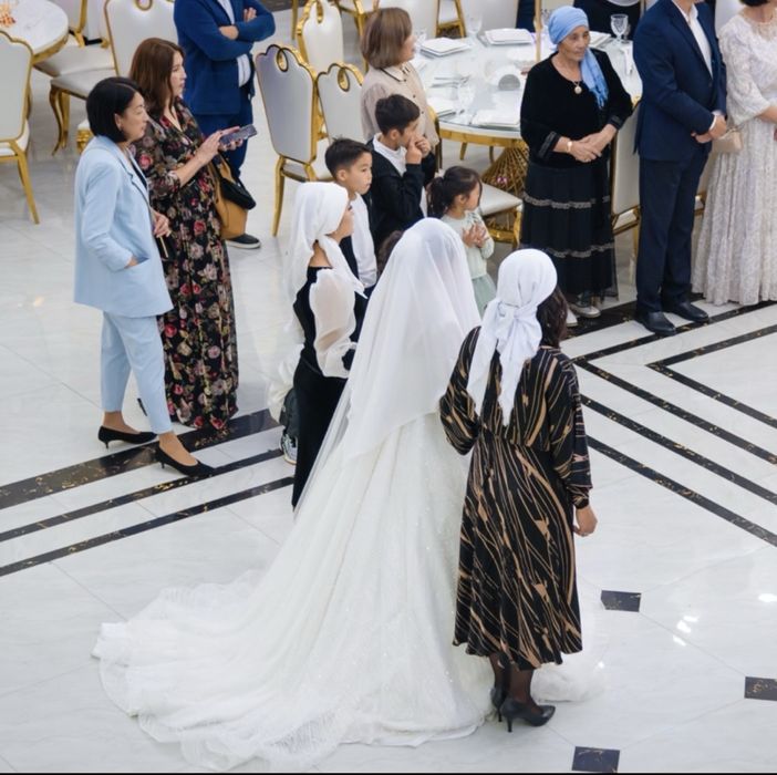 Свадебное платье