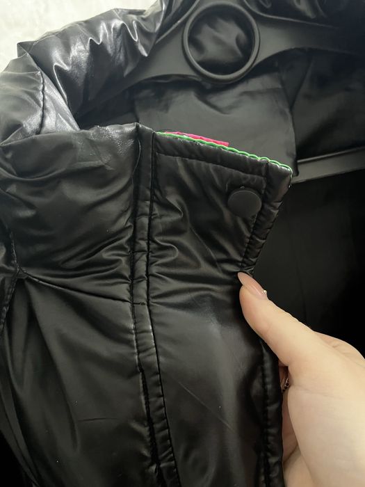 Продам женскую куртку