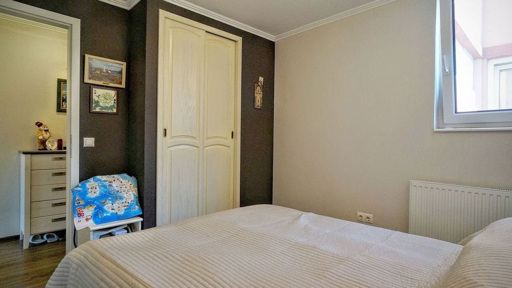 Двустаен апартамент в Банишора