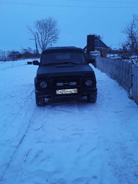 Продам ниву 21213