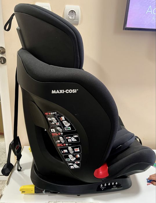 Maxi cosi titan стошче за кола 9кг-36кг