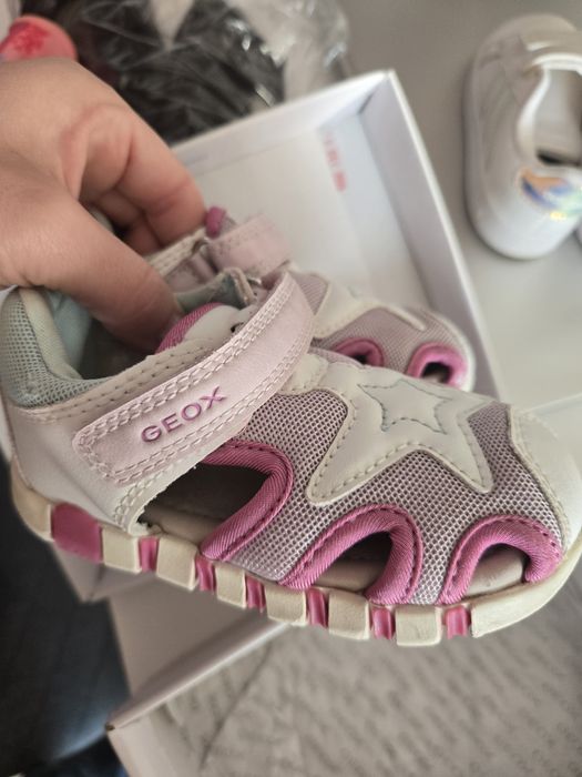 Adidas, geox , сандали, маратонки, пантофи за момиче