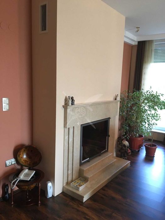 Продава се Къща в Свети Влас - 1100 кв.м за 682 €/кв.м - Снимка #2