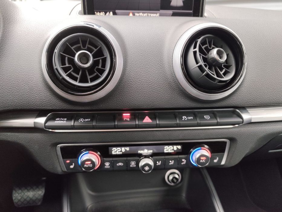 Vând Audi A3 an 2017
