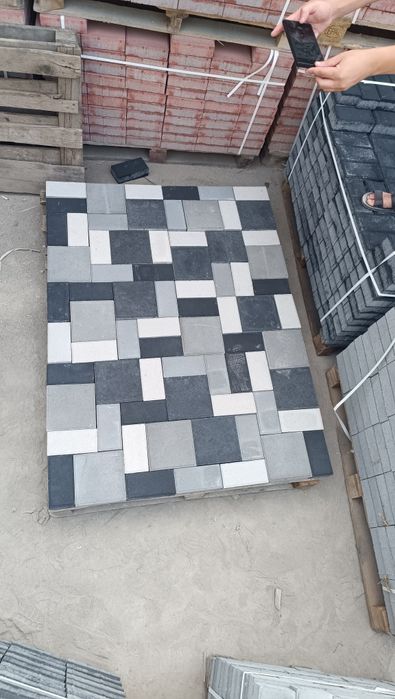 Брусчатка Алматы