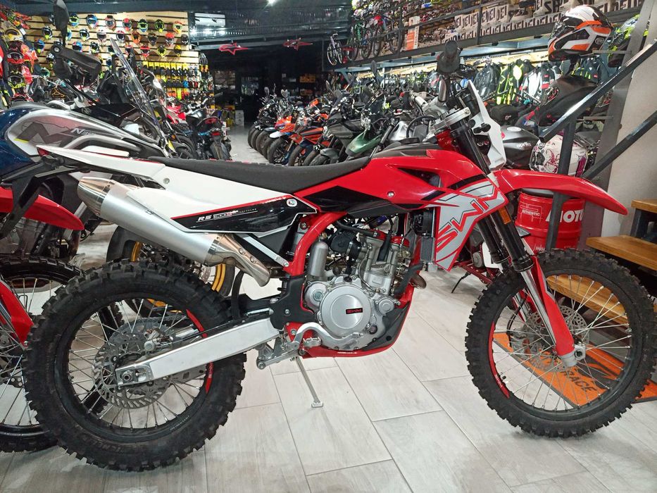 SWM RS 500R model 2024 0km inmatriculabila - prin EST BIKE Campina